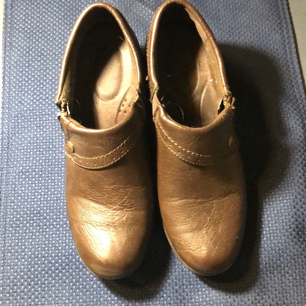 Easy street comfort zone 6 1/2 narrow barely worn